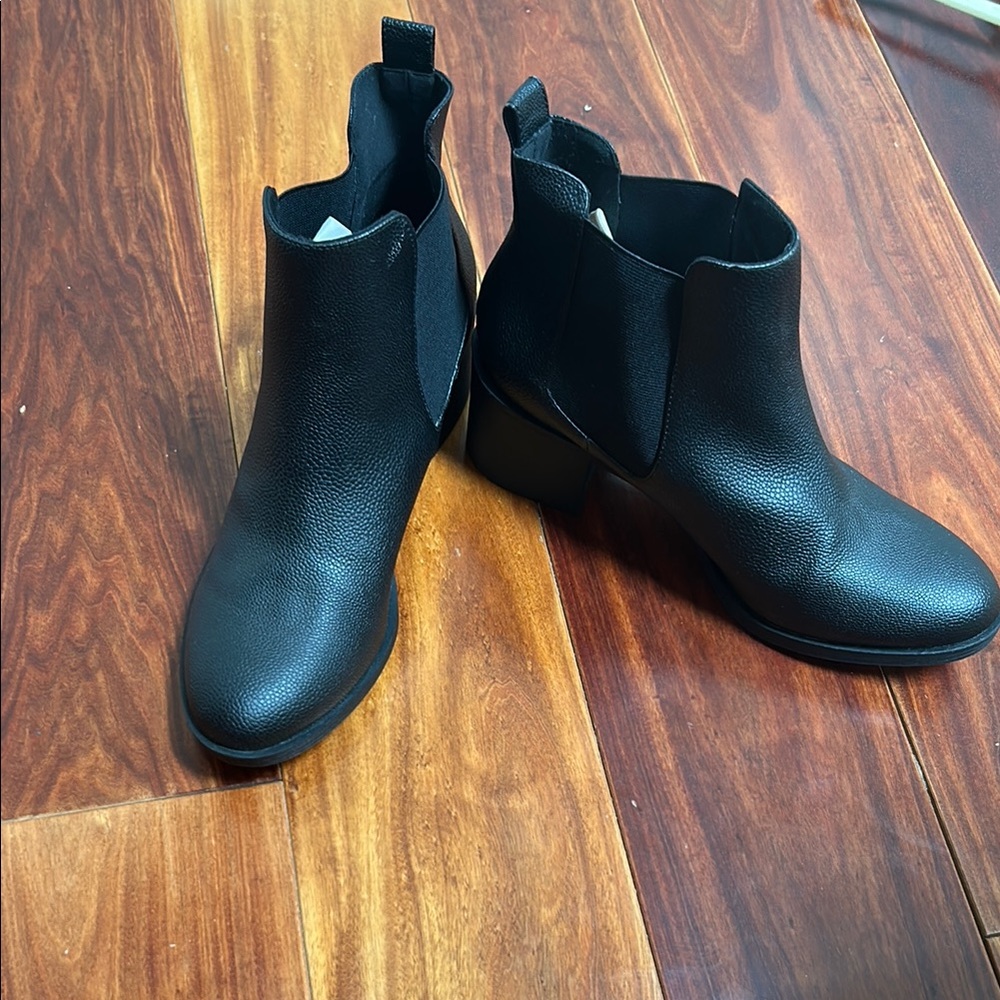 Divided Black Textured Ankle Booties